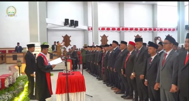 40 Anggota DPRK Terpilih Aceh Timur Periode  2024-2029 Resmi Dilantik Dan Diambil Sumpah Hari Ini