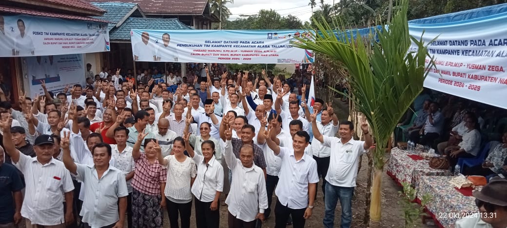 Pengukuhan Team Kampanye Pasangan AMAN Amizaro Waruwu dan Yusman Zega di Kecamatan Alasa Talumuzoi