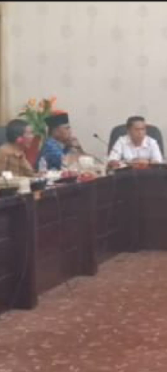 Konflik Masyarakat Desa Sei Kuning Dengan PKS PT SKA Dimediasi DPRD komisi IV Rohul