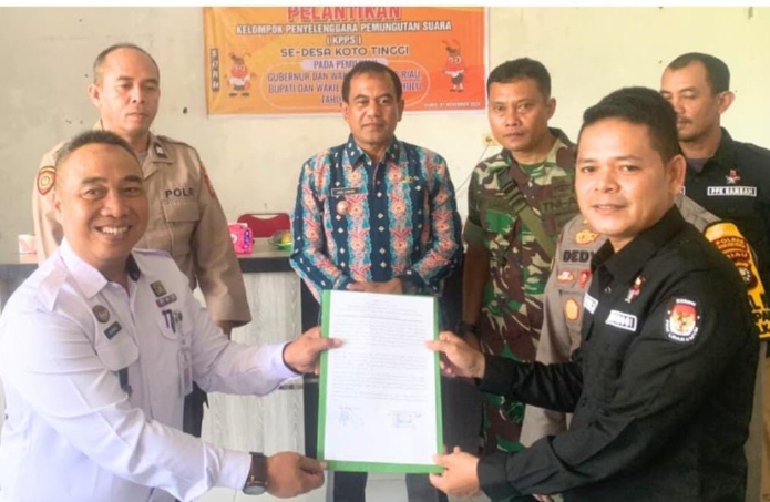 Pengambilan Sumpah Janji KPPS Pilkada Serentak  Tahun 2024, KPPS TPS Khusus Lapas Pasir Pangarayan Resmi Dilantik