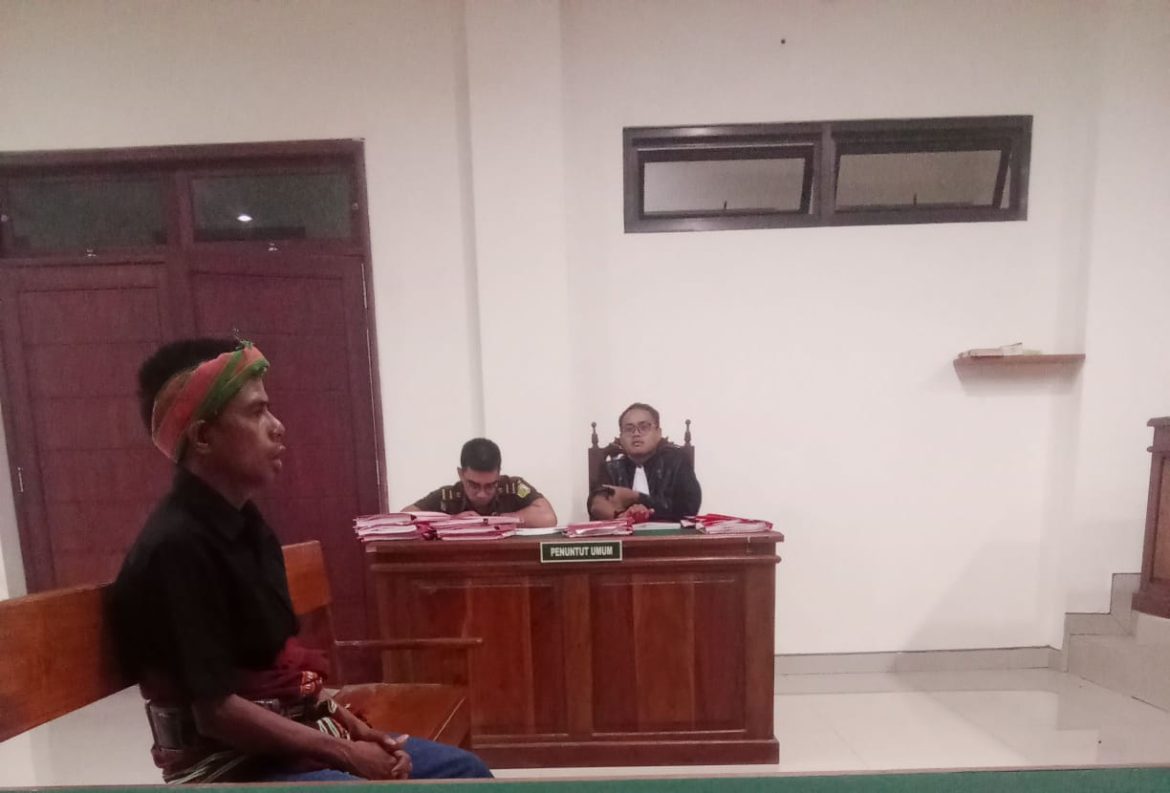 Om Kandung Menghamili Keponakannya sendiri Sampai Melahirkan Anak