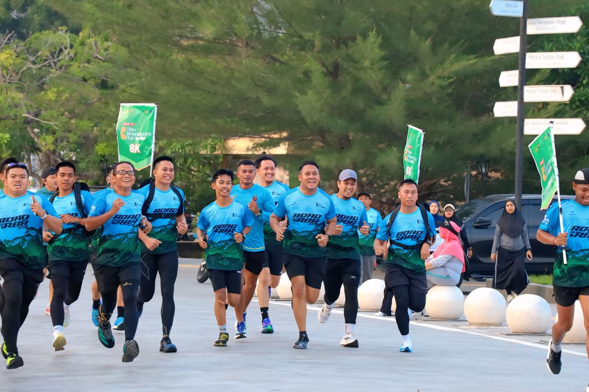 Dilepas Kapolres dan Bupati Siak,Sinergi Berlari, 600 Peserta Meriahkan ‘Road To Riau Bhayangkara Run 2026’ di Depan Istana Siak