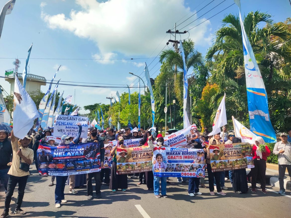 Program MBG Dinilai Bermanfaat, Massa Sampaikan Aspirasi ke DPRD Lamongan