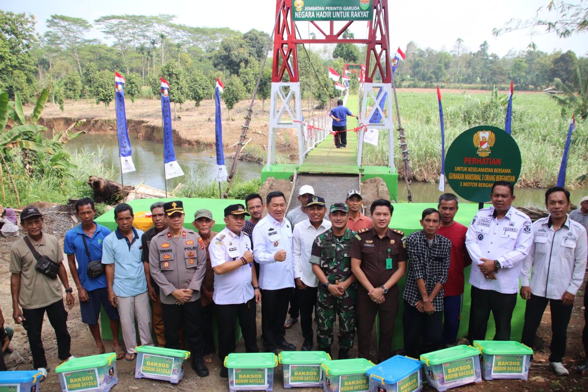 Dandim 0412 Hadiri Peresmian Jembatan Penitis Garuda