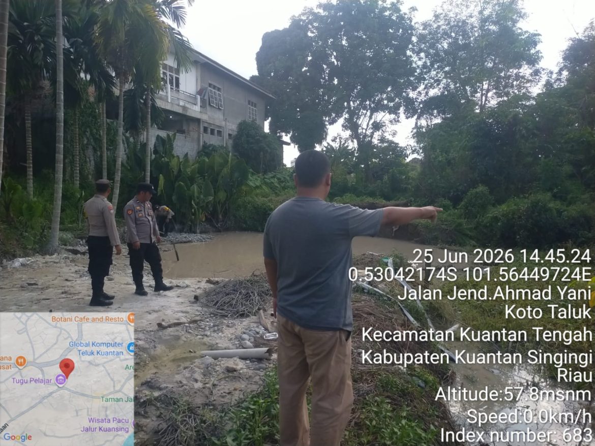 Polsek Kuantan Tengah Musnahkan Rakit PETI di Simpang Tiga, Tegaskan Komitmen Jaga Lingkungan