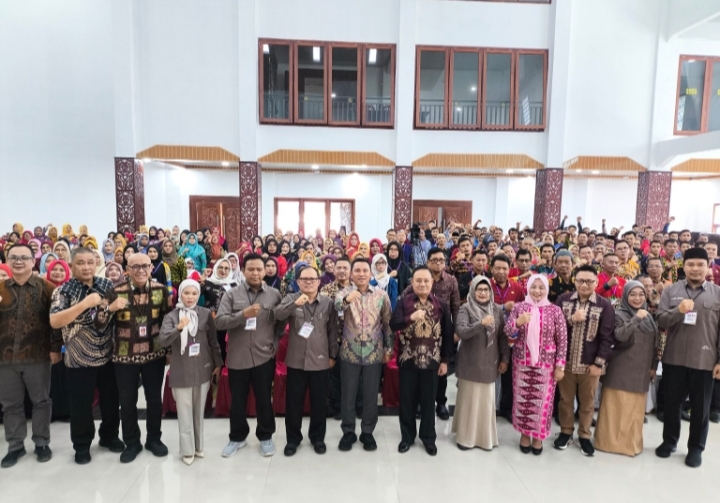 Siapkan Pemimpin Masa Depan, 340 Guru Ikuti Seminar Nasional Pendidikan
