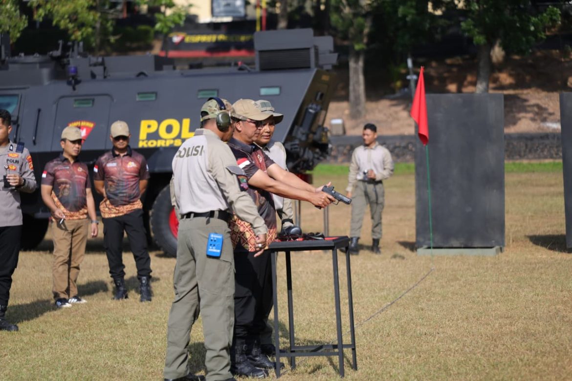Buka Kejuaraan Menembak Kapolda Cup 2026, Kapolda Sumsel Tekankan Soliditas sebagai Kunci Menjaga Kamtibmas