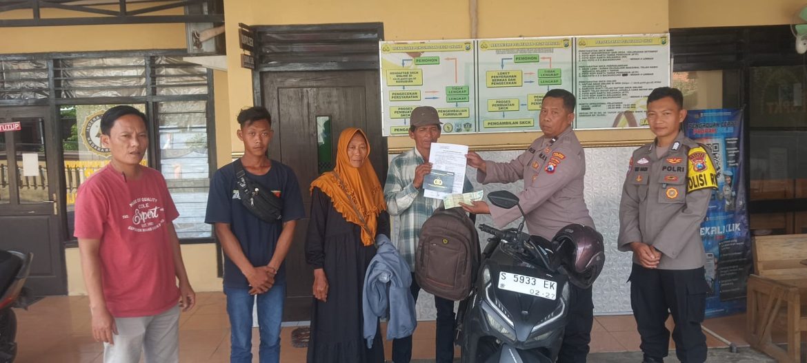 Polsek Kembangbahu Serahkan Sepeda Motor Temuan kepada Keluarga Pemilik