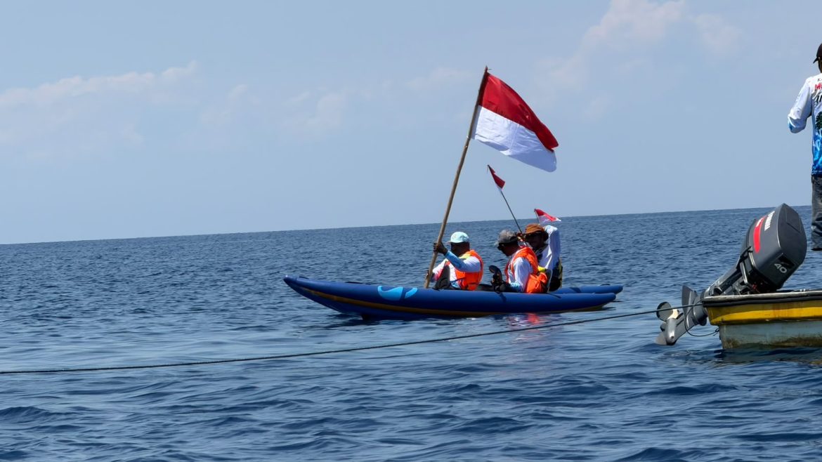 Yayasan Somatua Peringati HUT ke-81 RI Bersama Masyarakat Kampung Sowa, Papua Tengah,Merah Putih Berkibar di Habitat Hiu Paus, Pesan Kemerdekaan dari Teluk Cenderawasih