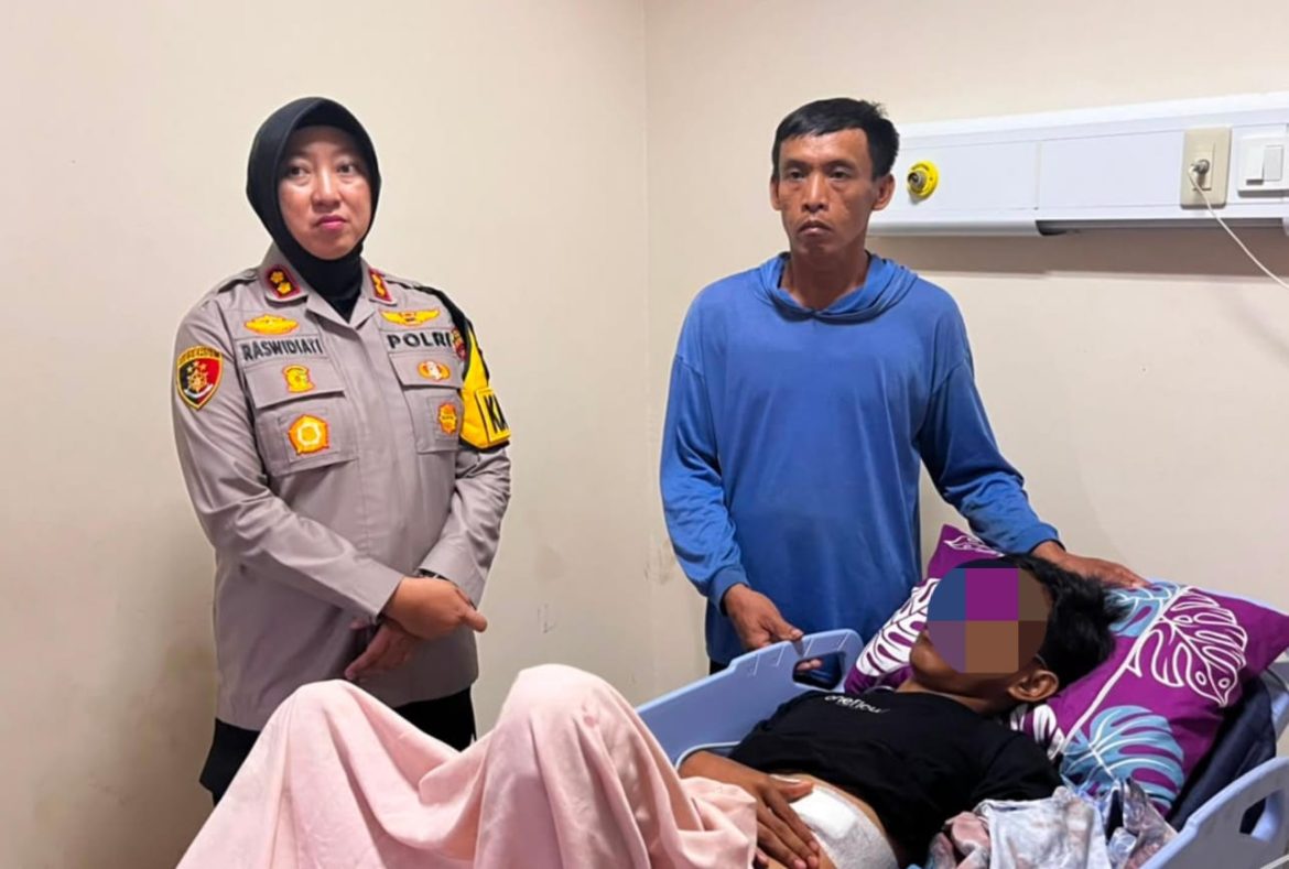 Bentuk Kepedulian, Kapolres Lampung Utara Jenguk Pelajar Korban Curas di RS Handayani