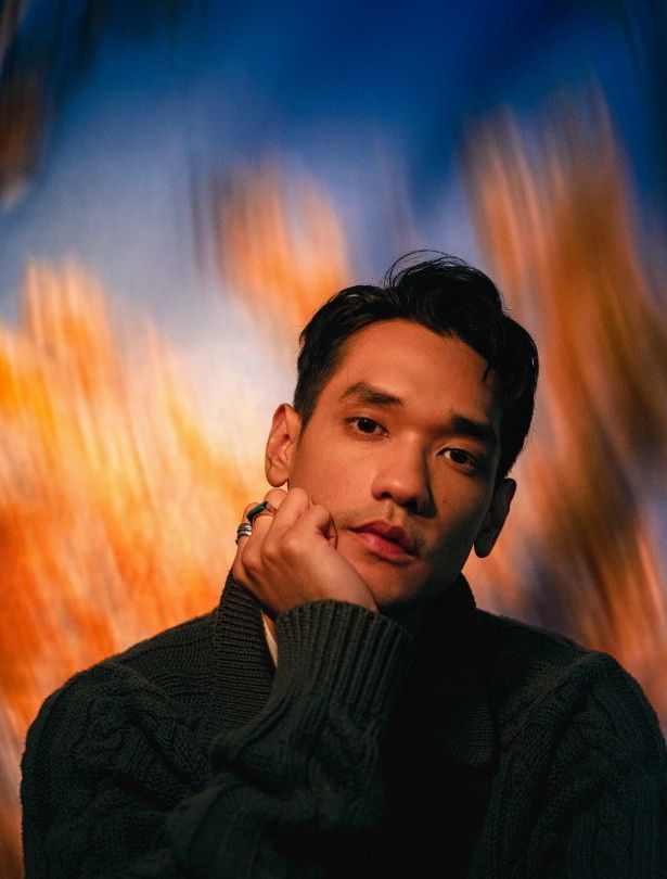 Afgan Rilis “Langit Merah Muda”, OST Film Agensi Rumah Tangga Bersama Music Video Kagak & Katia