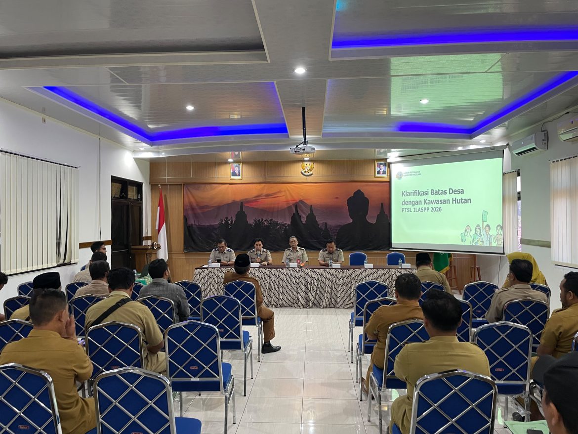 Kantor Pertanahan Kabupaten Magelang melaksanakan Kegiatan Klarifikasi Batas Desa dengan Kawasan Hutan