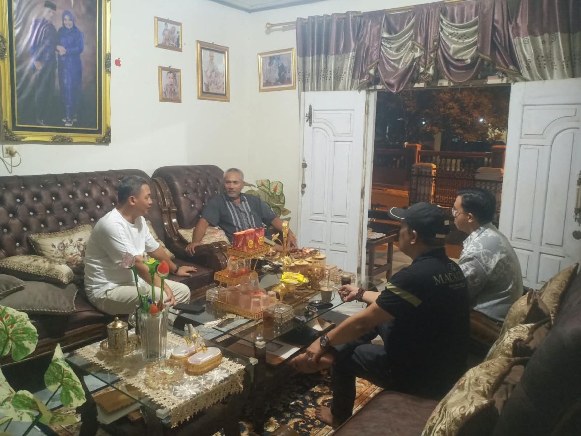 TERBONGKAR! Ketua MUI Lampura Qomarudin Diduga Intervensi Orang Tua Korban Agar Kasus Pencabulan Santriwati Berdamai