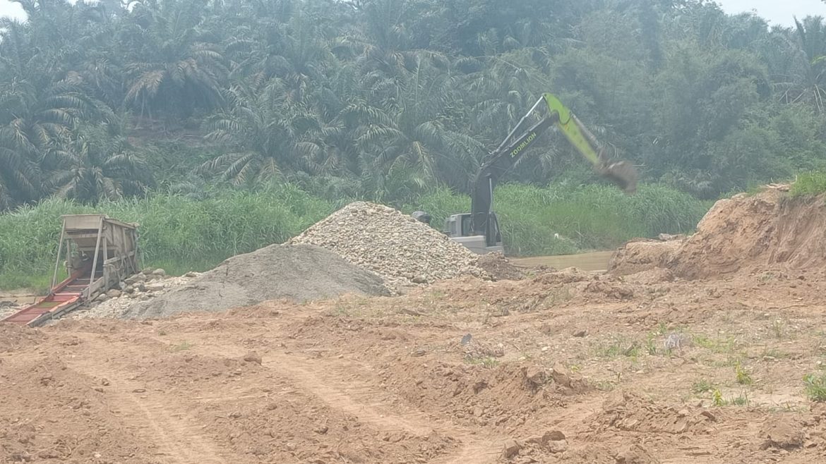 PETI Pakai Excavator Zoomlion di Desa Nibung Tak Tersentuh Hukum Diminta Kapolres Merangin Dan Kapolsek Bangko Bertindak Tegas