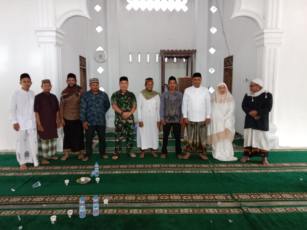 Pj Bupati Aceh Timur Besama Rombongan Safari shubuh Di Pedalaman, Tepatnya Mesjid Raya Nurul Huda Simpang Jernih