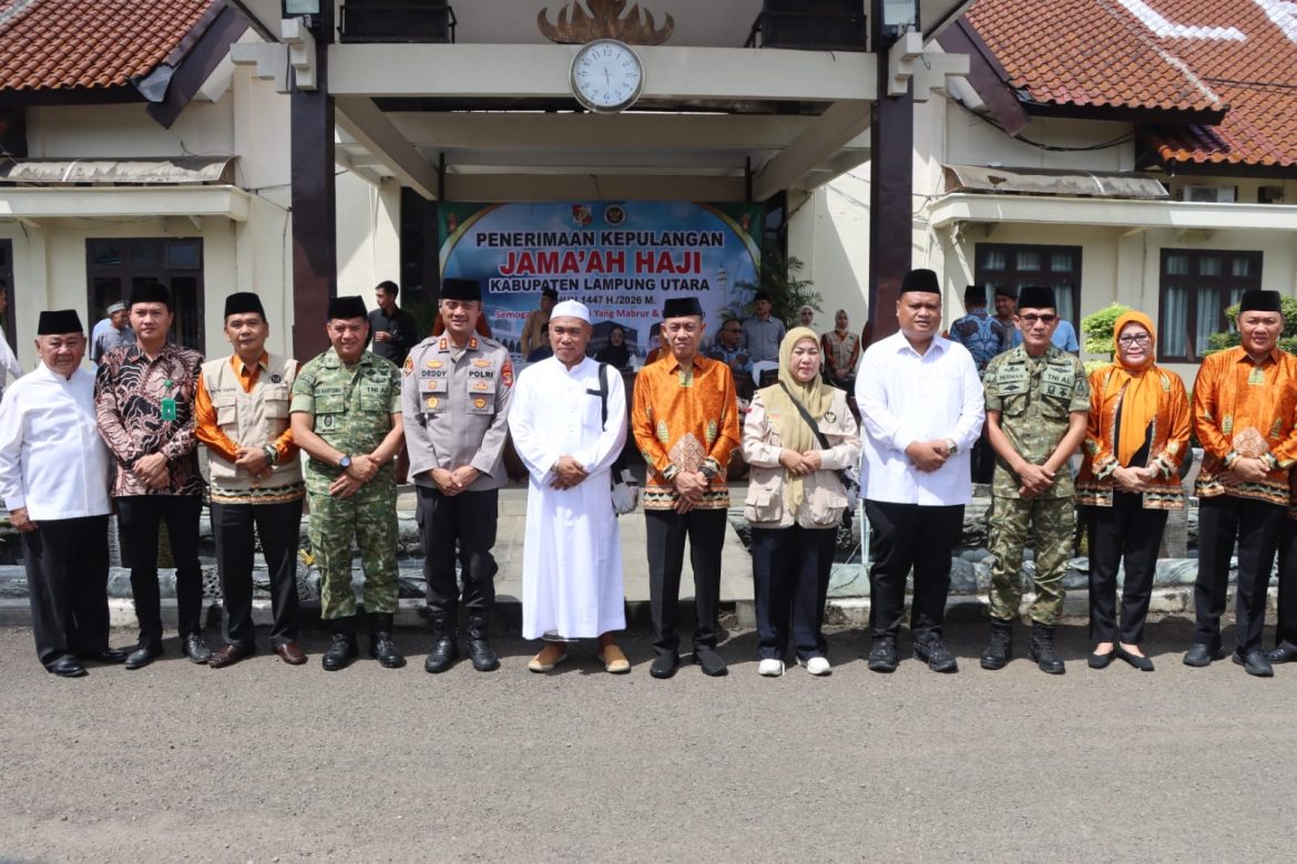 Polres Lampung Utara Amankan Kepulangan Jamaah Haji Kloter 15 JKG Tahun 1447 H/2026 M